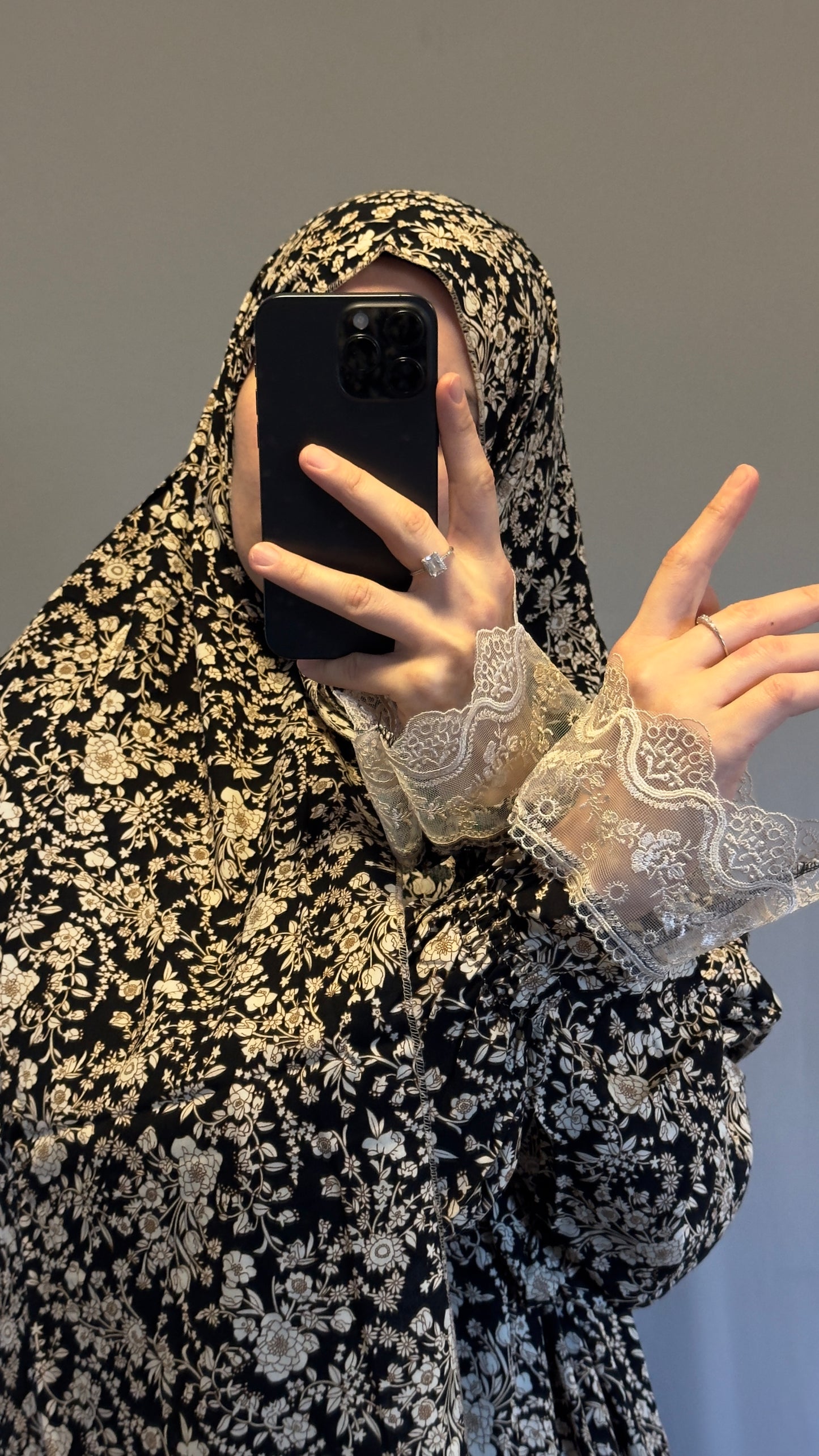 Black with Golden Cotton Prayer Dress, Prayer clothes for women, Islamic Prayer dress, Prayer Outfit, Prayer Set, Prayer Hijab, Salah dress, Islamic Gift, Muslim clothing, Ramadan Dress