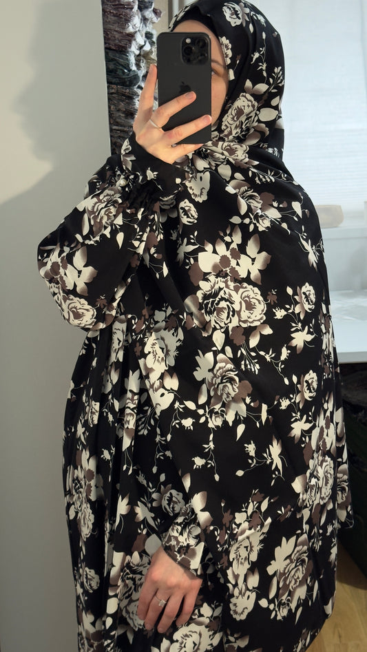 Black Luxury Two-Piece Muslim Prayer Dress Set – Jilbab, Abaya, Modest Salah Outfit for Women | Islamic Gift Idea