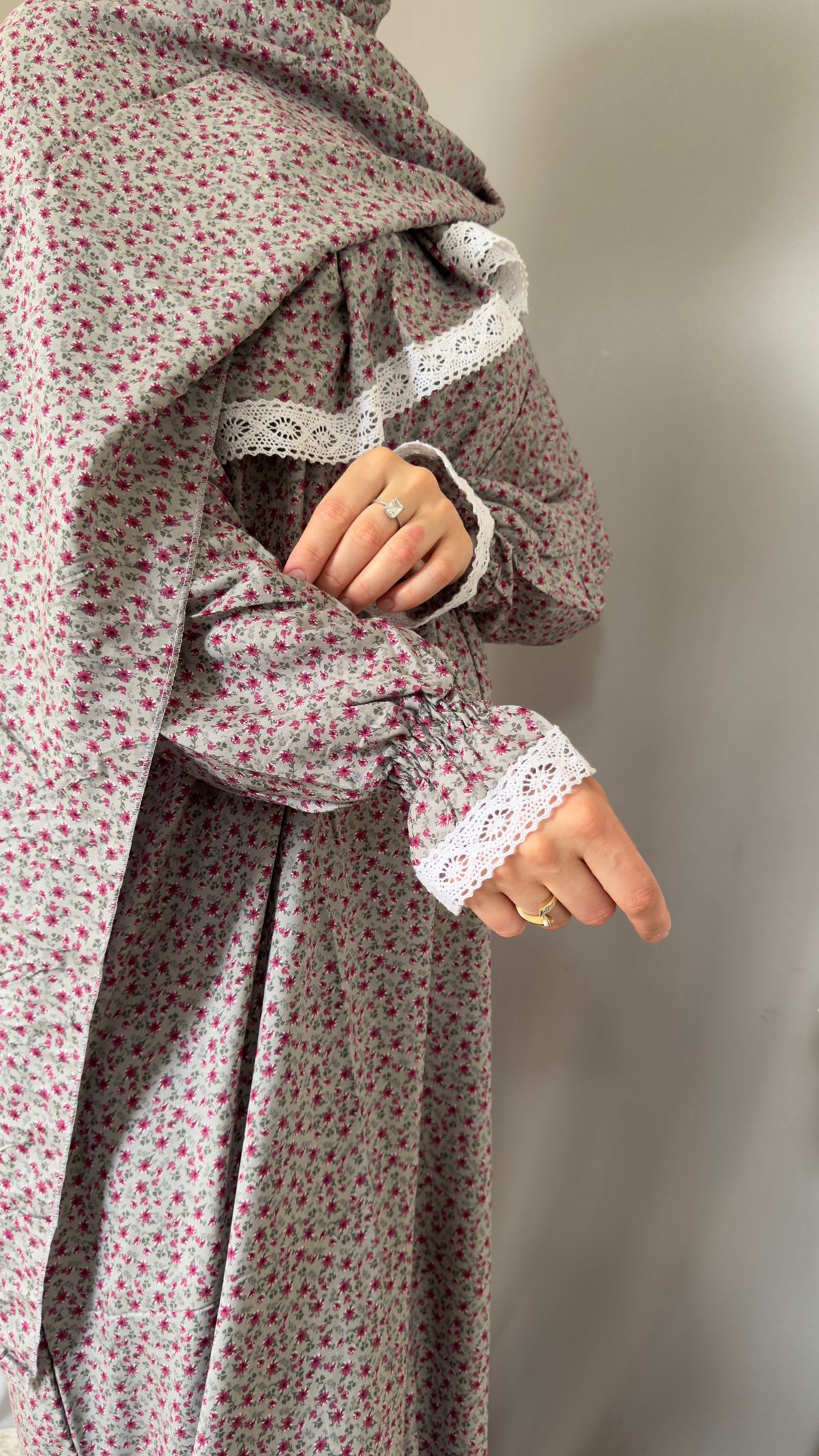 Cotton prayer dress / Modest prayer outfit / Travel-friendly prayer dress / One-size prayer garmen / Hijab-friendly dress for prayer / Prayer Dress with attached Hijab / Prayer Set