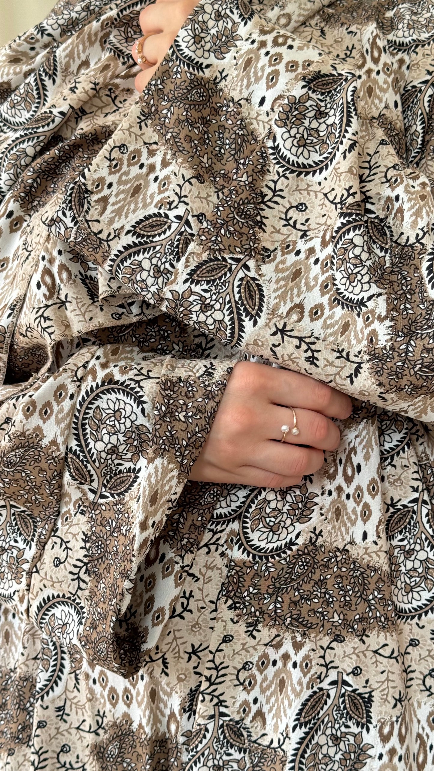 Beige Abaya, Maxi Dress, prayer abaya, Muslim Women long Dress, Islamic Dress, Hijab, long Sleeve Dress, Kaftan, Modest Clothing, Clothed Abaya