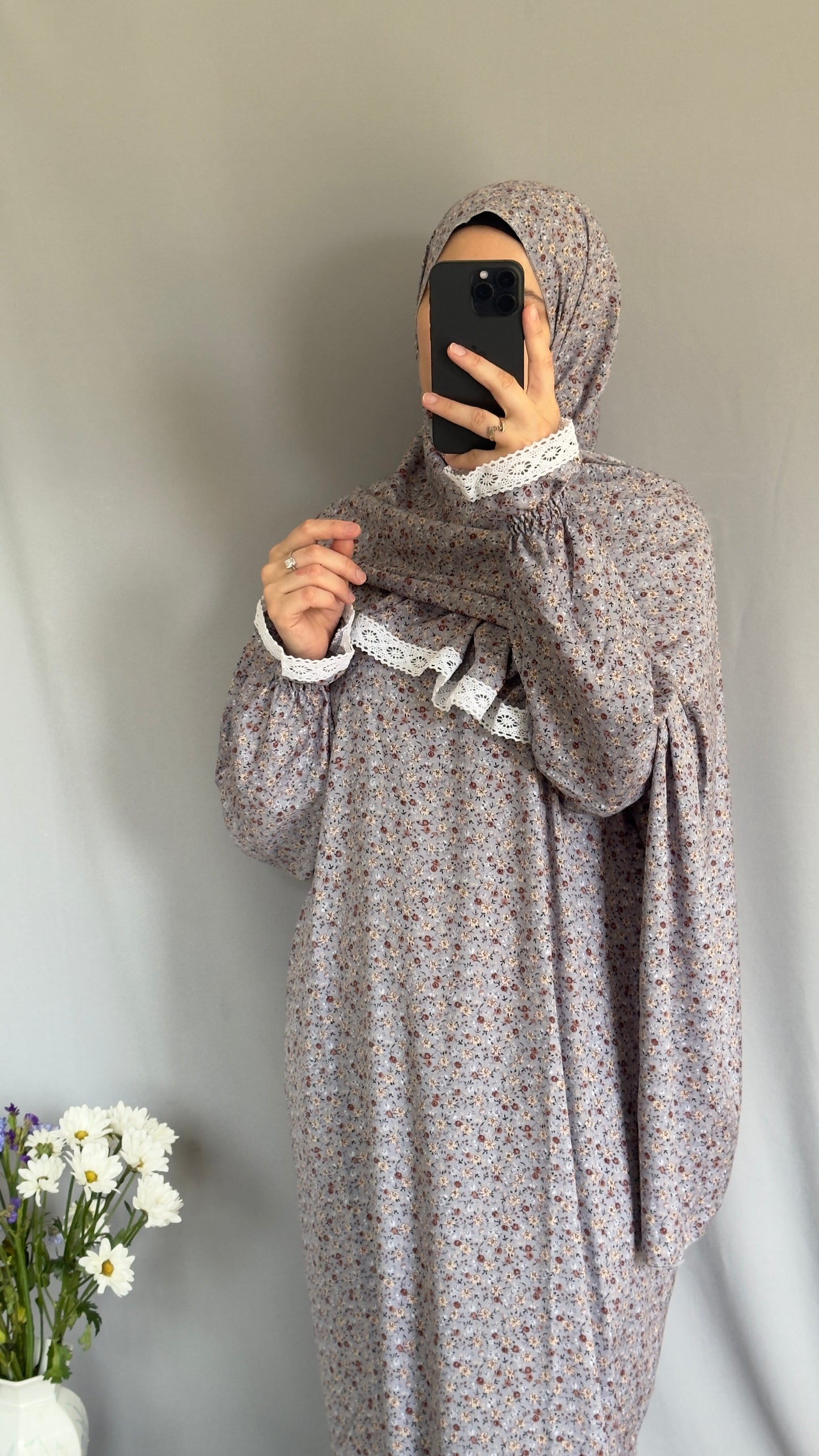 Elegant Floral Grey Prayer Dress – Modest Islamic Wear for Women - Breathable Cotton Salah Dress - Modest Prayer Dress for Women - Summer Floral Abaya - Prayer Set, Islamic Gift