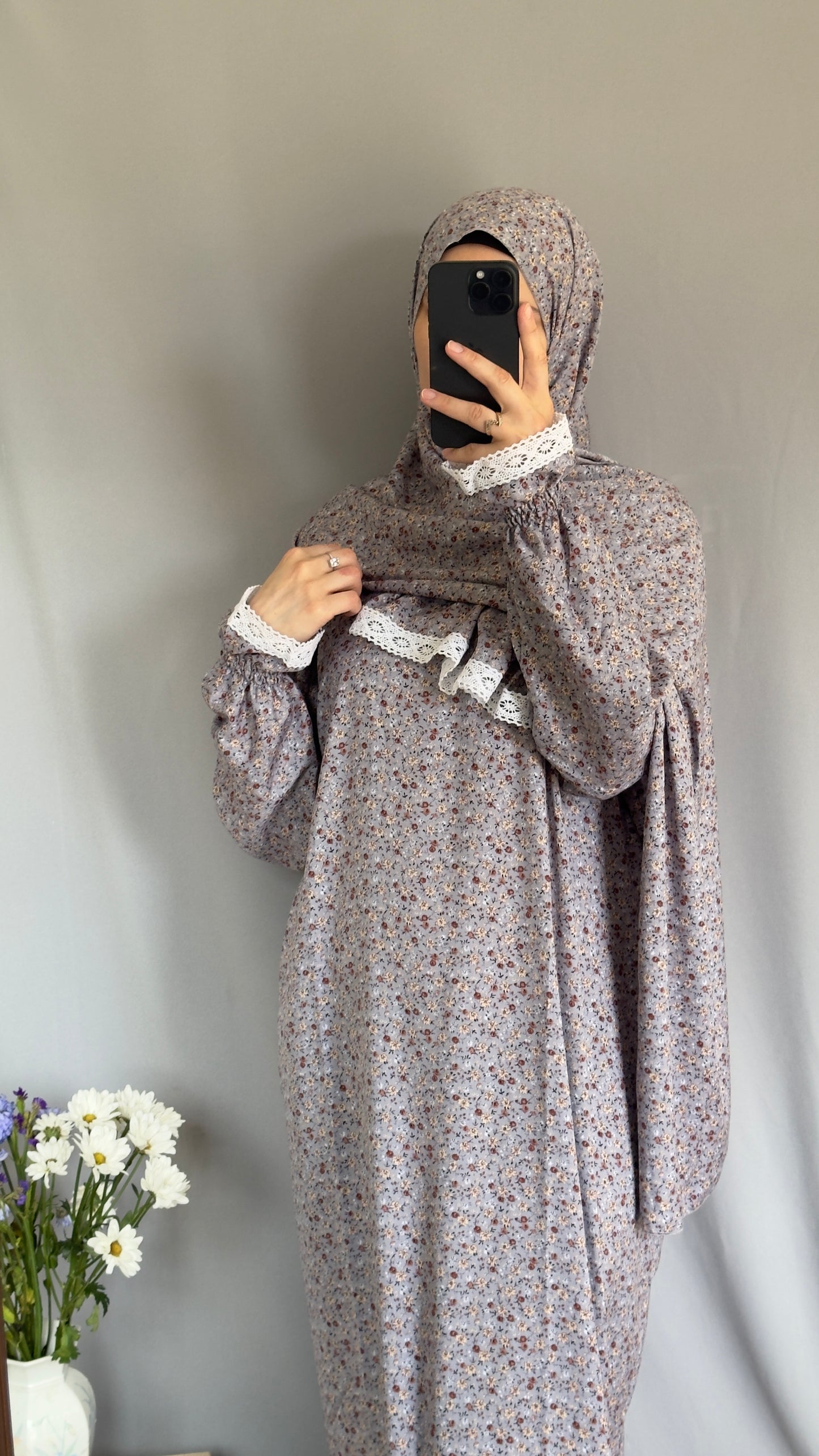 Elegant Floral Grey Prayer Dress – Modest Islamic Wear for Women - Breathable Cotton Salah Dress - Modest Prayer Dress for Women - Summer Floral Abaya - Prayer Set, Islamic Gift