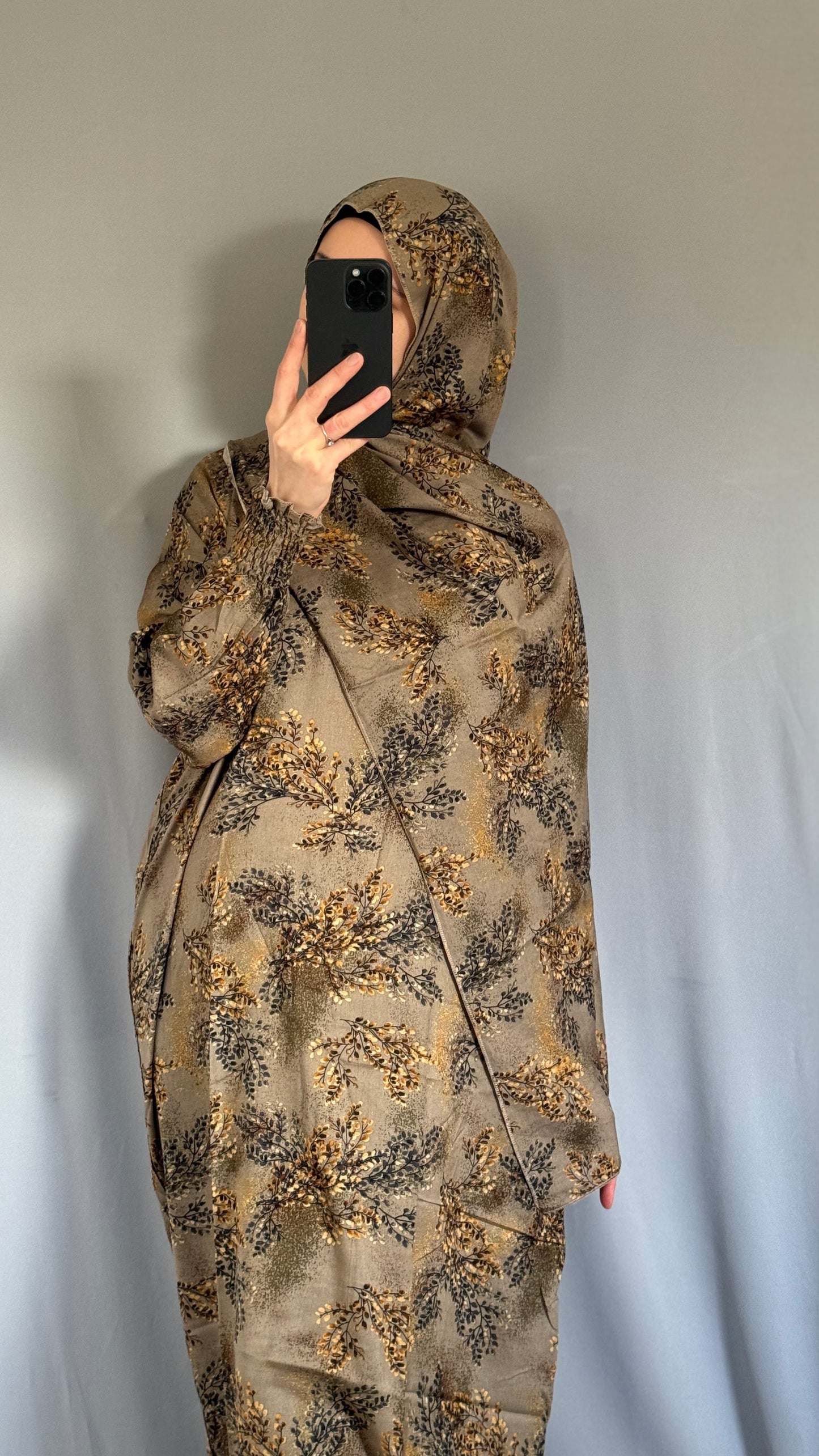 Elegant Golden Prayer Dress, Prayer Outfit, Maxi Dress, Khimar, Islamic Dress, Prayer Abaya, Prayer set, Islamic gift, PrayerHijab, Umrah Abaya, Ramadan Abaya, One Size Prayer Dress