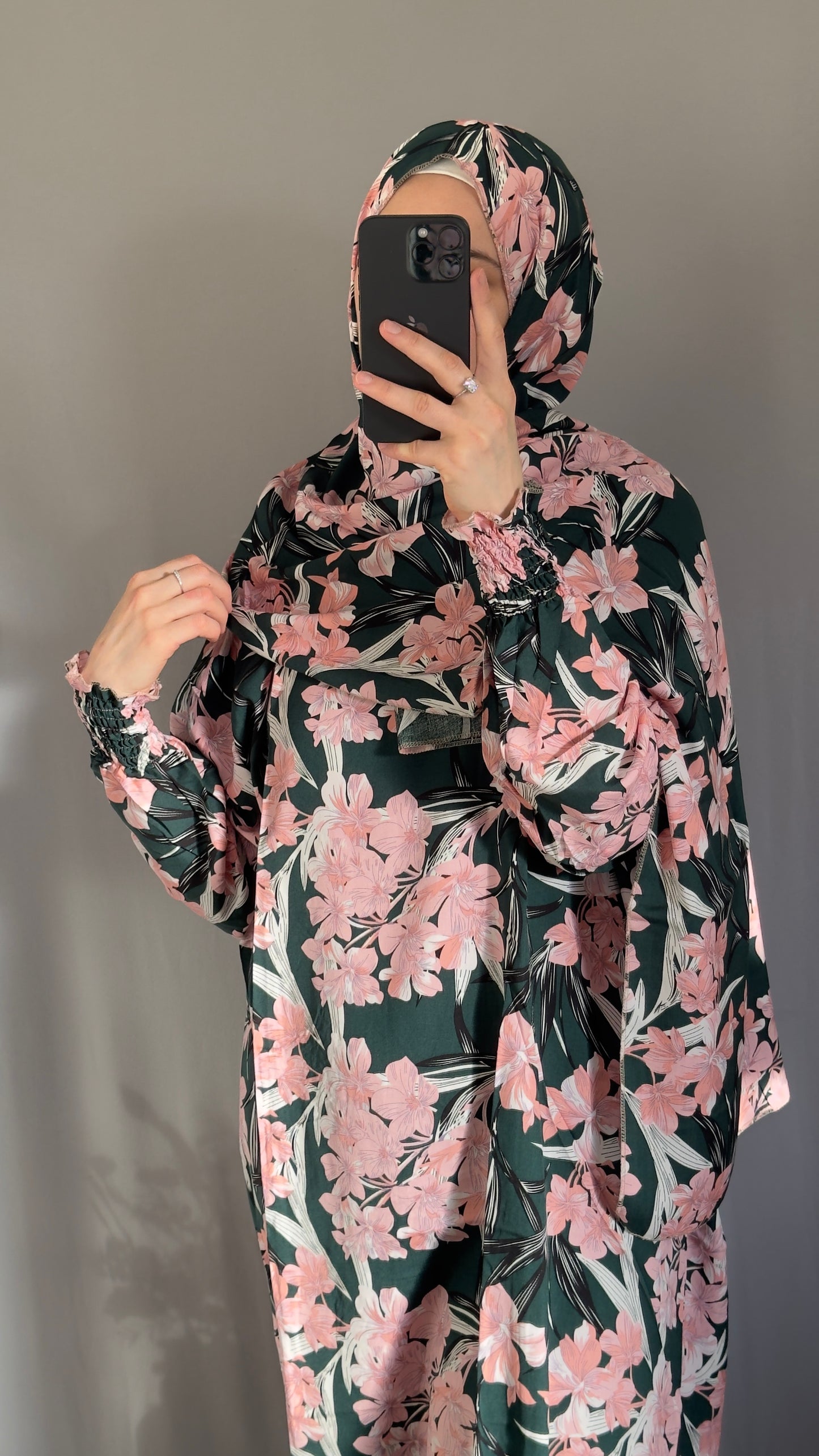 Elegant Floral Green Prayer Dress – Modest Islamic Wear for Women - Breathable Cotton Salah Dress - Modest Prayer Dress for Women - Ramadan Floral Abaya - Prayer Set