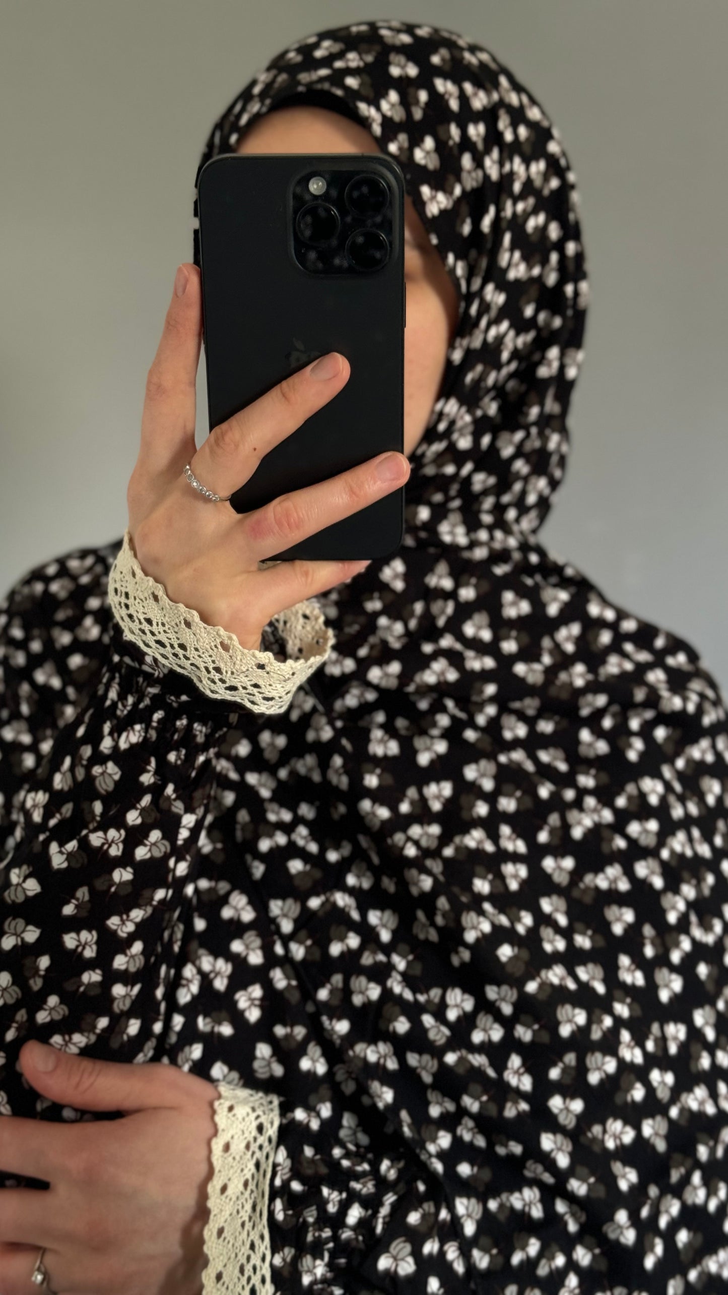 Floral Black Prayer Dress / Overhead Abaya / Prayer Abaya Set / Prayer Dress for Woman / Prayer Clothes Muslim / Prayer Gown / Prayer Outfit/ Salah Dress / Namaz Dress