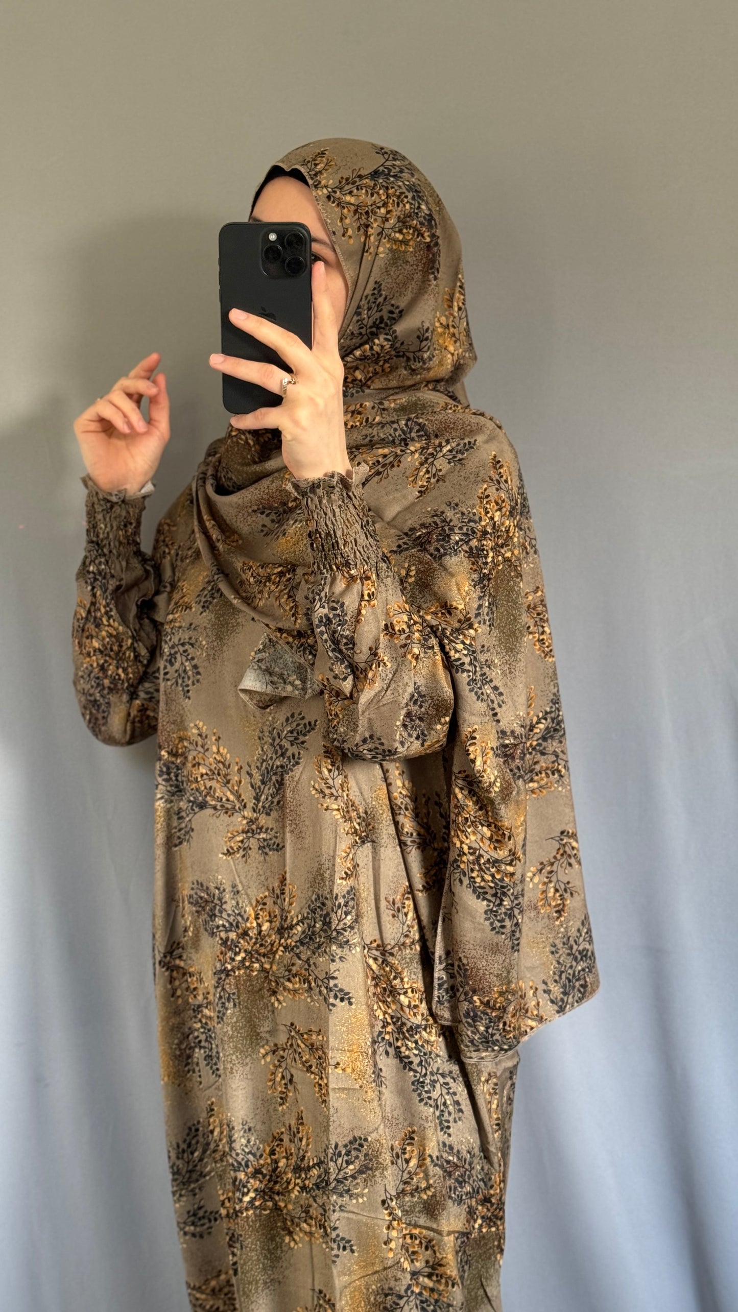 Elegant Golden Prayer Dress, Prayer Outfit, Maxi Dress, Khimar, Islamic Dress, Prayer Abaya, Prayer set, Islamic gift, PrayerHijab, Umrah Abaya, Ramadan Abaya, One Size Prayer Dress