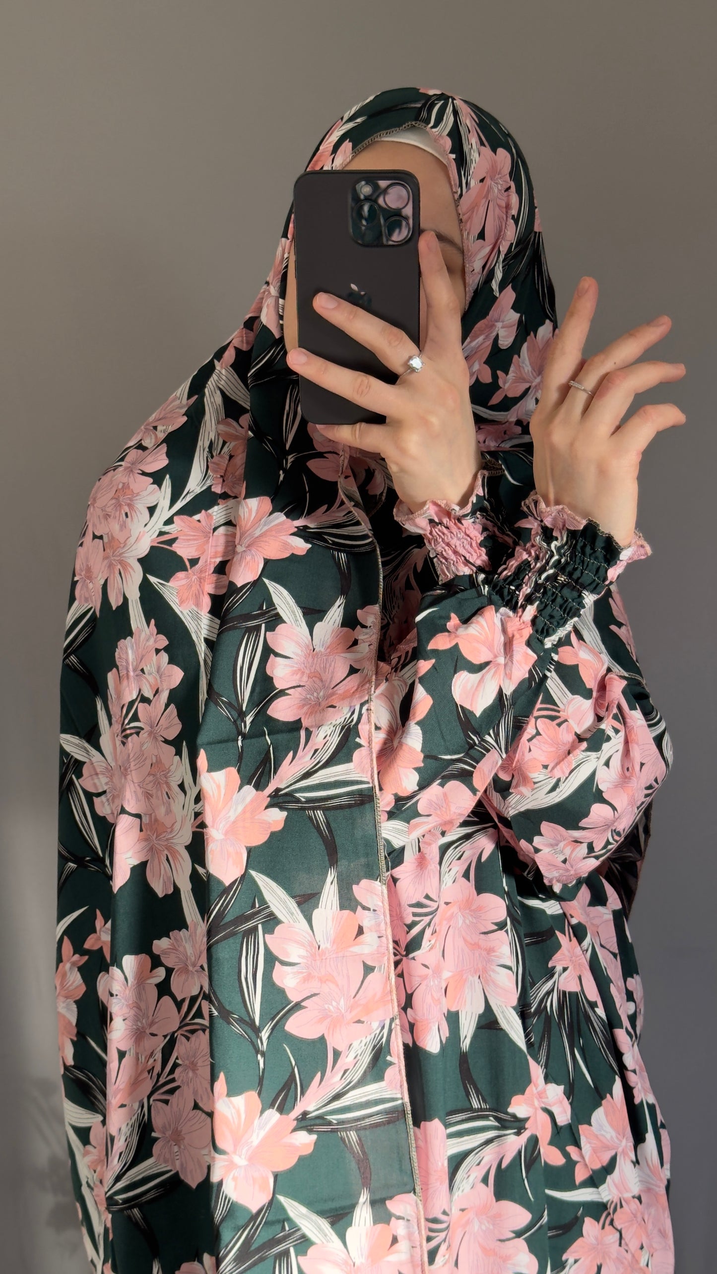 Elegant Floral Green Prayer Dress – Modest Islamic Wear for Women - Breathable Cotton Salah Dress - Modest Prayer Dress for Women - Ramadan Floral Abaya - Prayer Set