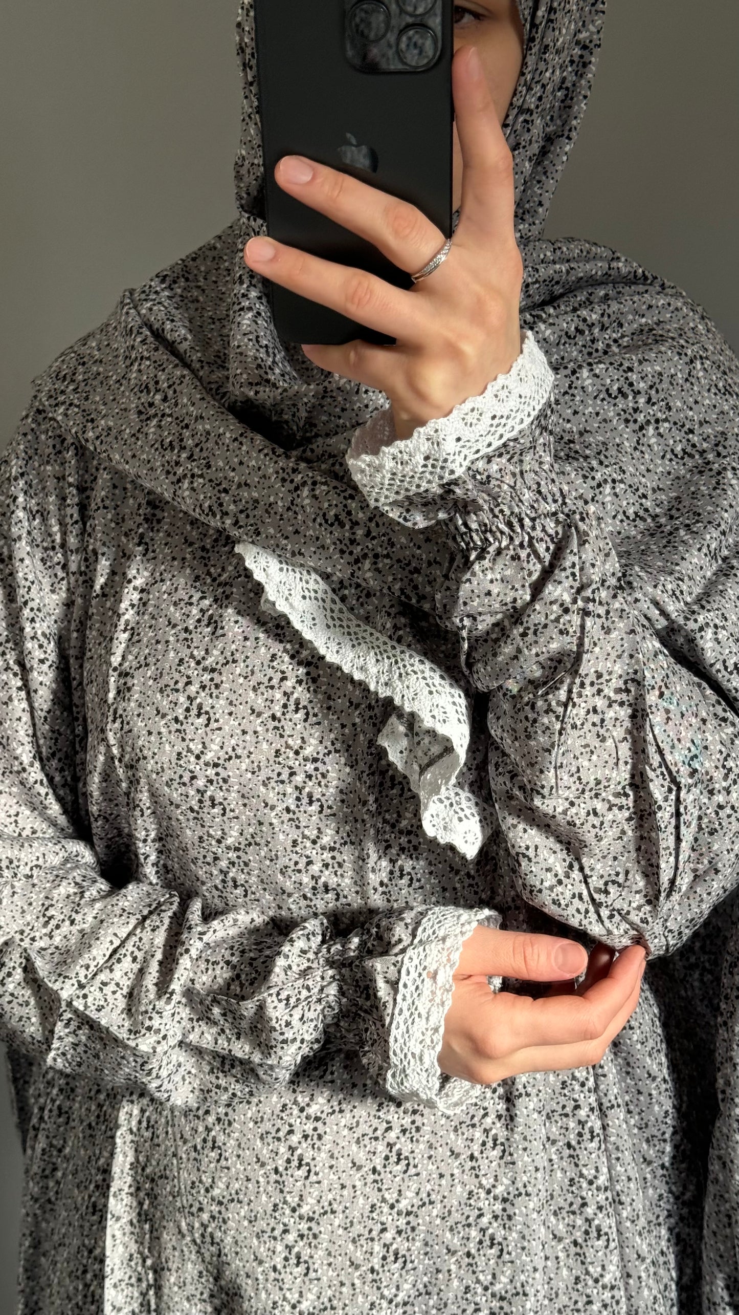 Grey Cotton prayer dress / Modest prayer outfit / Travel-friendly prayer dress / One-size prayer garmen / Hijab-friendly dress for prayer / Prayer Dress with attached Hijab / Prayer Set