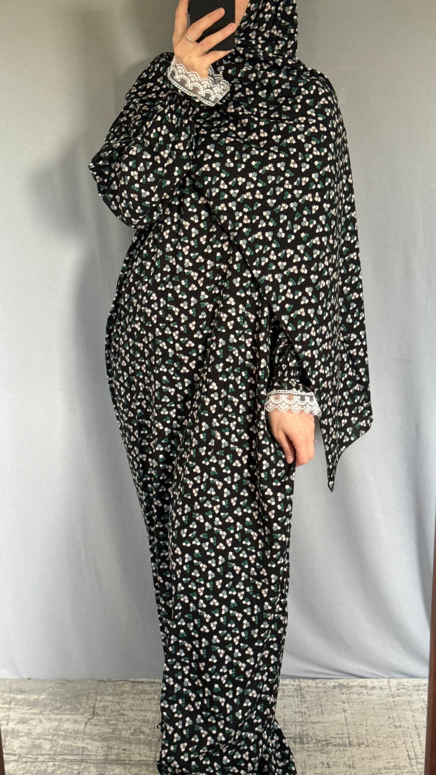 Floral Black Prayer Dress / Overhead Abaya / Prayer Abaya Set / Prayer Dress for Woman / Prayer Clothes Muslim / Prayer Gown / Prayer Outfit/ Salah Dress / Namaz Dress