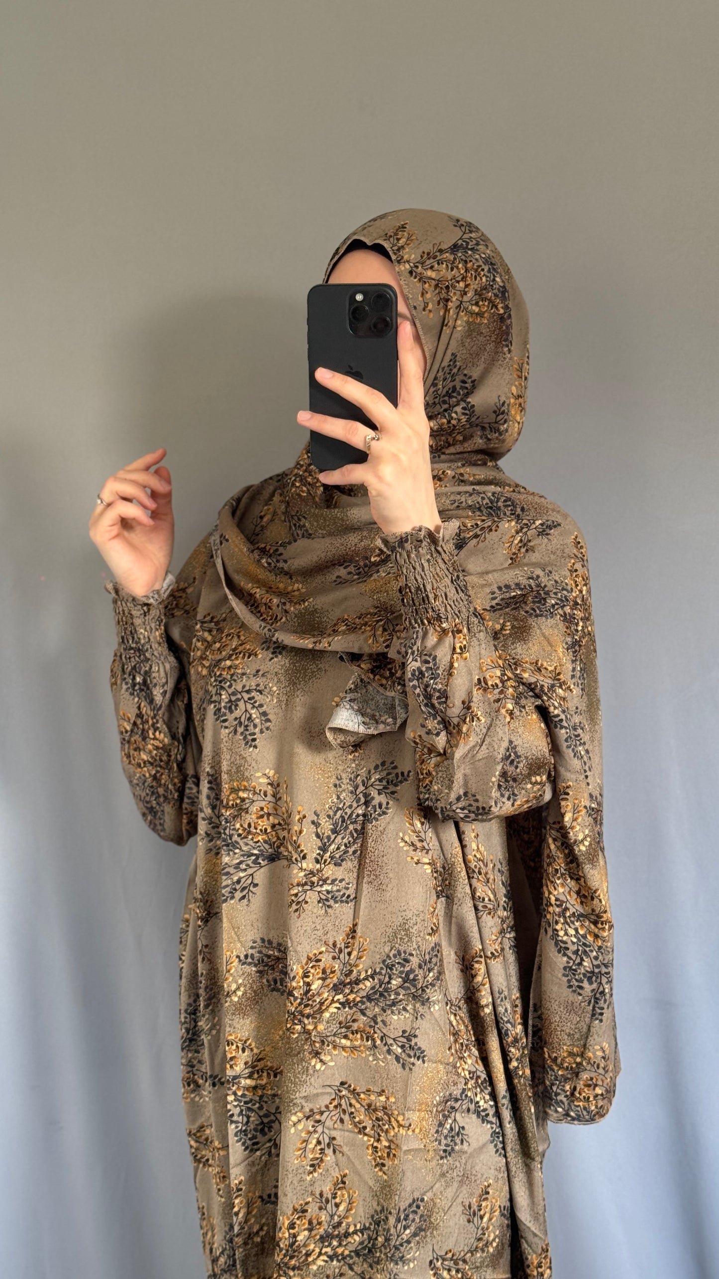 Elegant Golden Prayer Dress, Prayer Outfit, Maxi Dress, Khimar, Islamic Dress, Prayer Abaya, Prayer set, Islamic gift, PrayerHijab, Umrah Abaya, Ramadan Abaya, One Size Prayer Dress