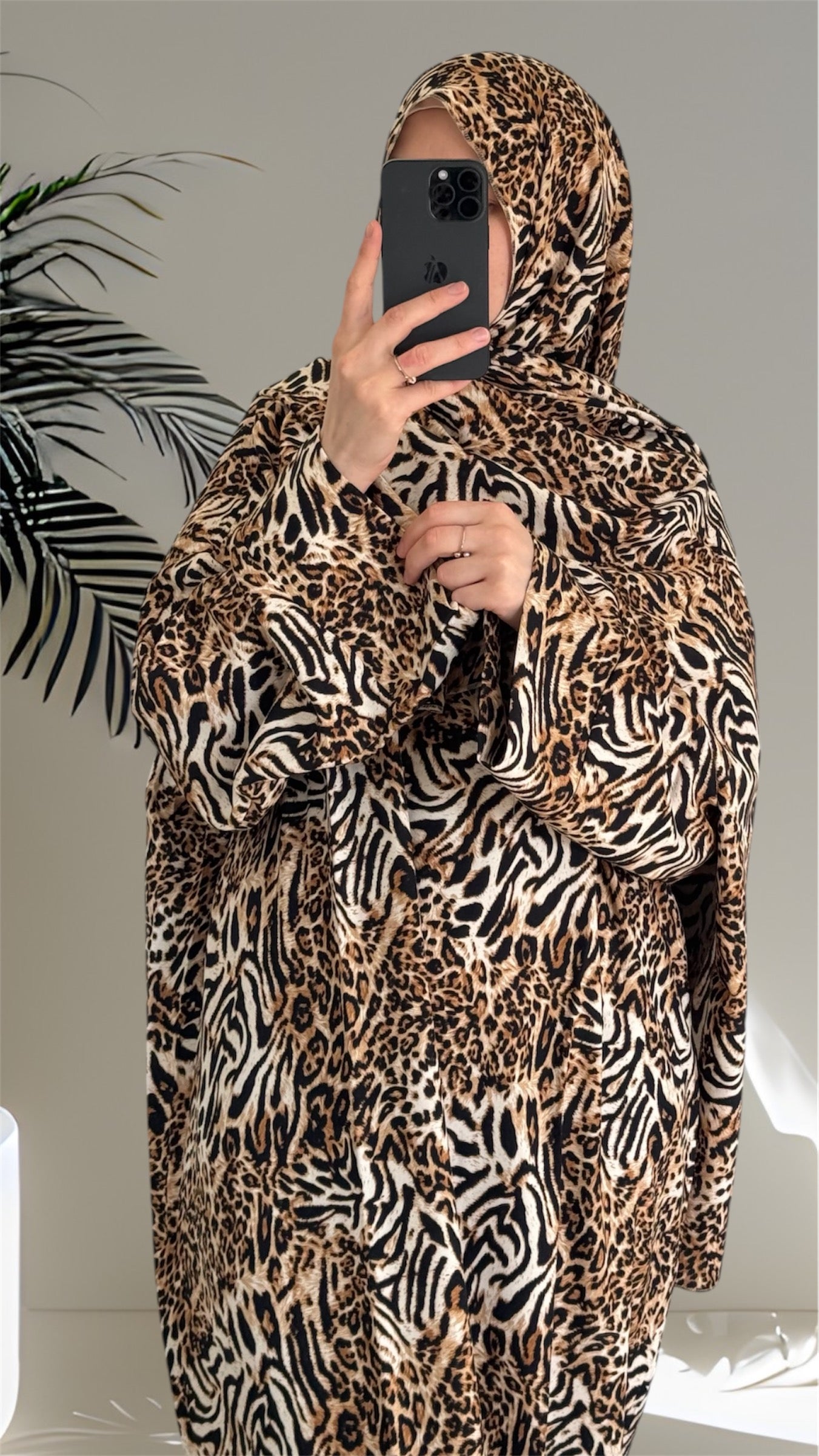 Leopard Abaya, Islamic Dress, Maxi Dress, prayer  abaya, Muslim Women long Dress, Hijab, long Sleeve Dress, Kaftan, Modest Clothing, Clothed Abaya