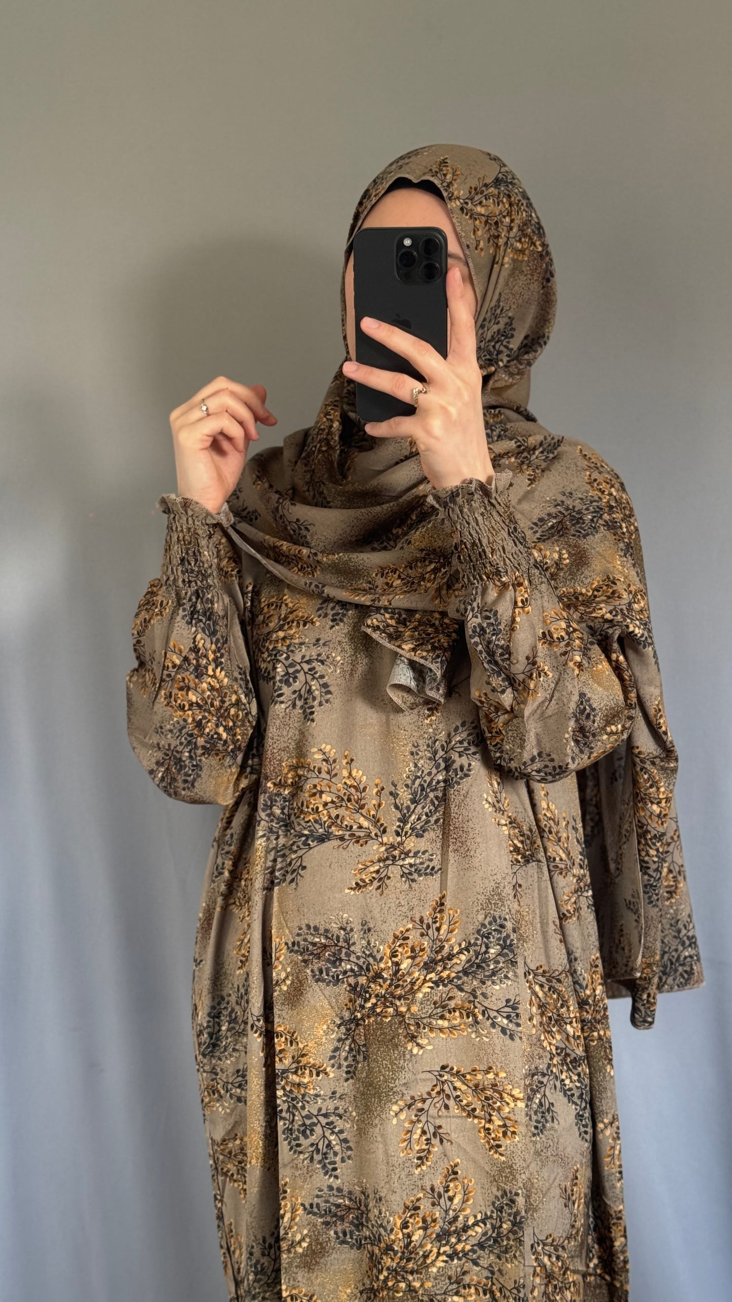 Elegant Golden Prayer Dress, Prayer Outfit, Maxi Dress, Khimar, Islamic Dress, Prayer Abaya, Prayer set, Islamic gift, PrayerHijab, Umrah Abaya, Ramadan Abaya, One Size Prayer Dress