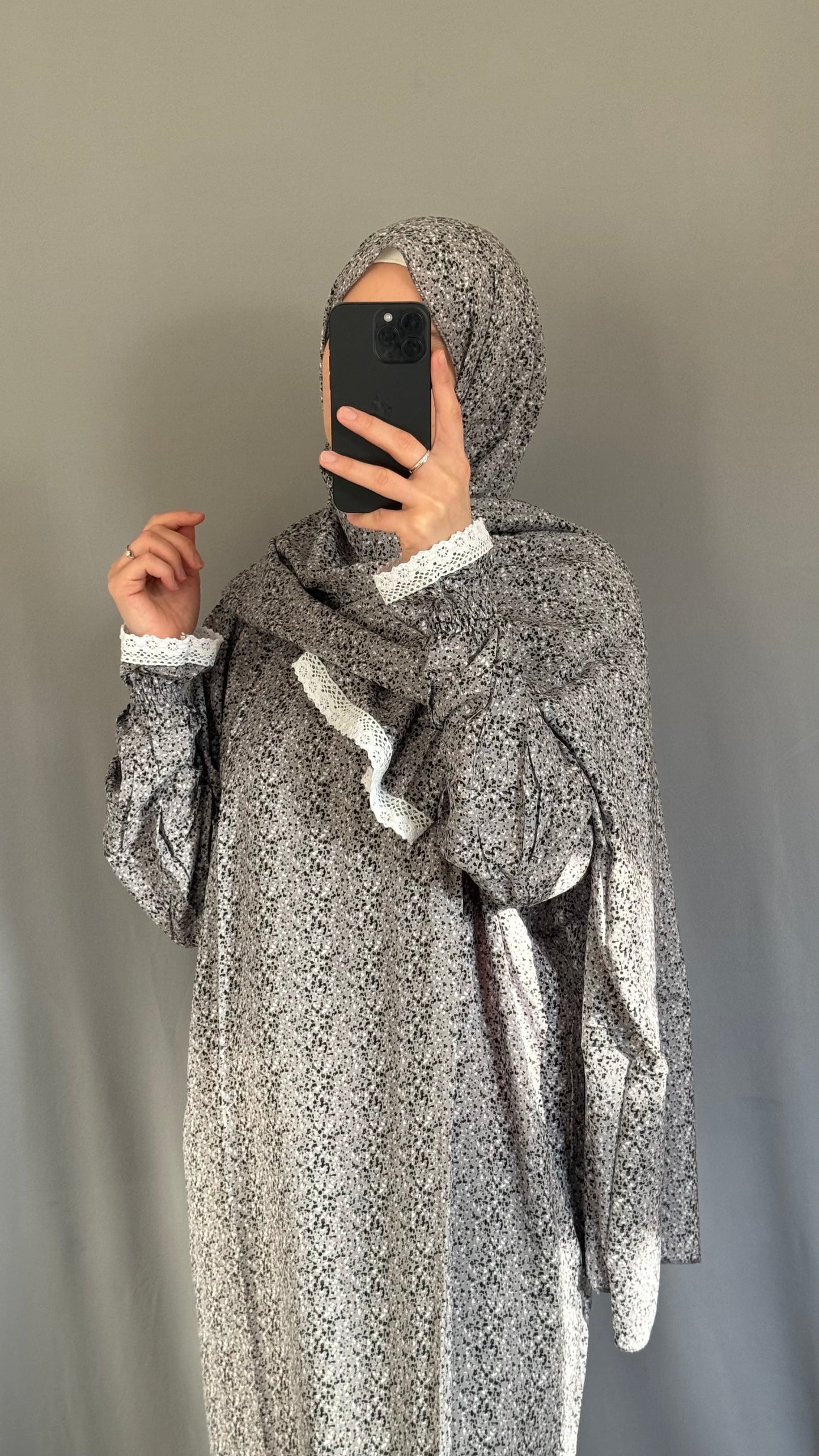 Grey Cotton prayer dress / Modest prayer outfit / Travel-friendly prayer dress / One-size prayer garmen / Hijab-friendly dress for prayer / Prayer Dress with attached Hijab / Prayer Set