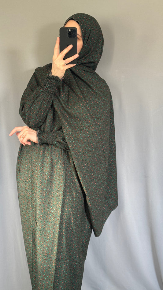 Elegant Green Prayer Dress, Prayer Outfit, Maxi Dress, Khimar, Islamic Dress, Prayer Abaya, Prayer set, Islamic gift, PrayerHijab, Umrah Abaya, Ramadan Abaya, One Size Prayer Dress