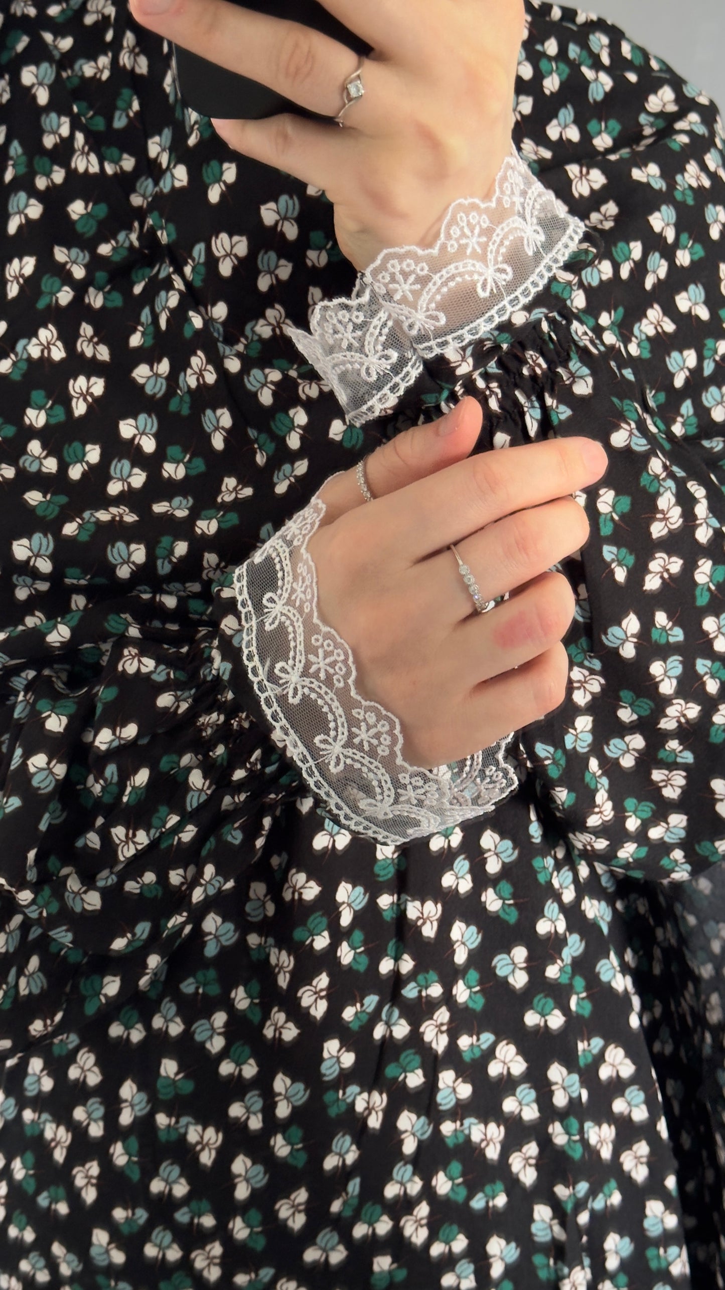 Floral Black Prayer Dress / Overhead Abaya / Prayer Abaya Set / Prayer Dress for Woman / Prayer Clothes Muslim / Prayer Gown / Prayer Outfit/ Salah Dress / Namaz Dress