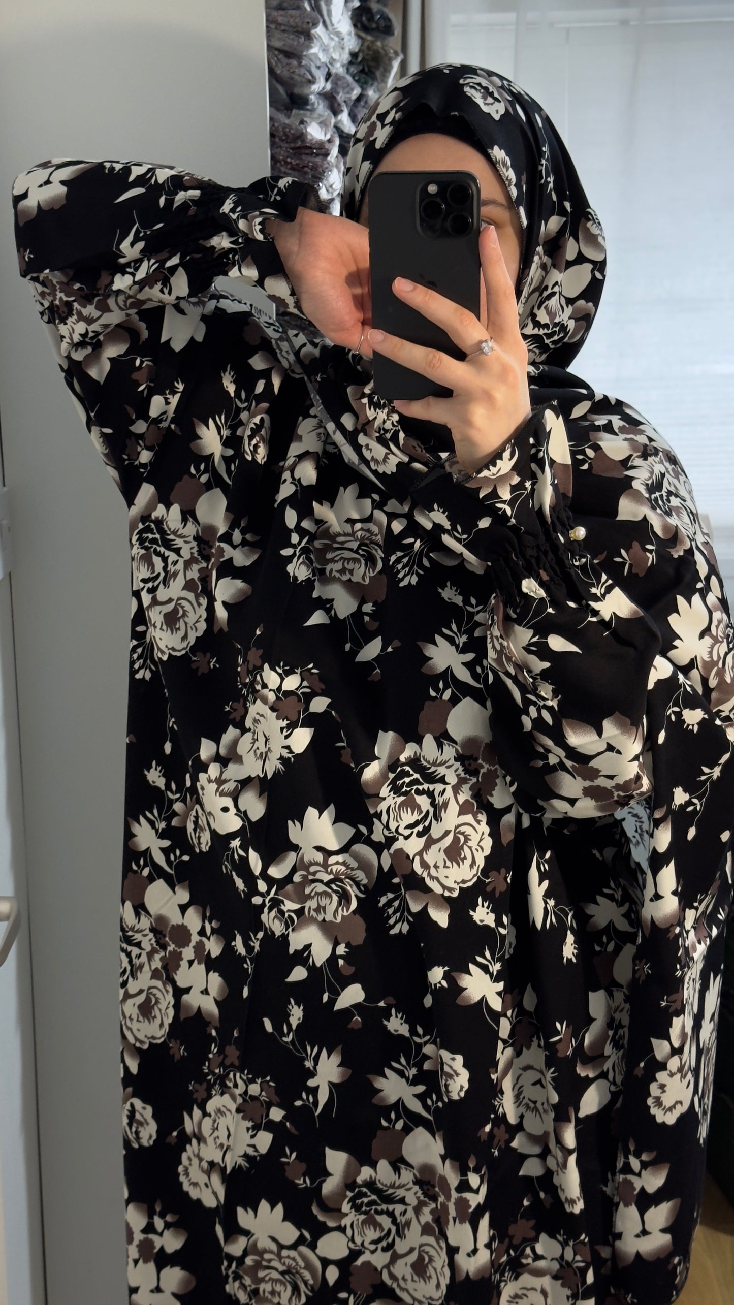 Black Luxury Two-Piece Muslim Prayer Dress Set – Jilbab, Abaya, Modest Salah Outfit for Women | Islamic Gift Idea