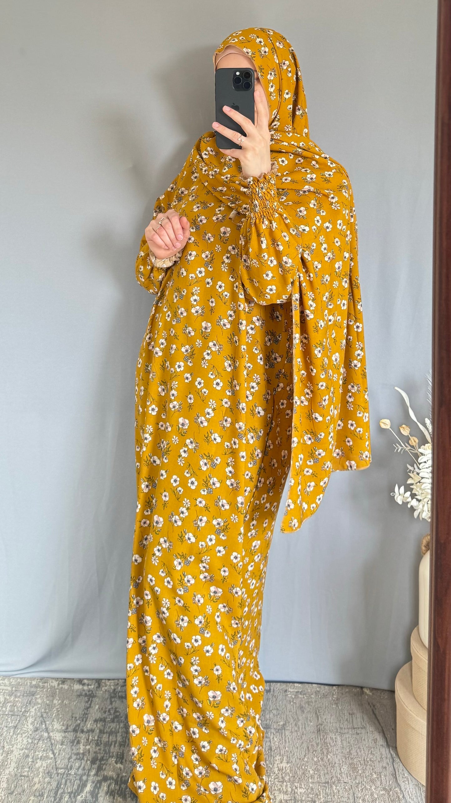 Elegant Prayer Dress, Prayer Outfit, Maxi Dress, Khimar, Islamic Dress, Prayer Abaya, Prayer set, Islamic gift, Abaya & Hijab, Yellow prayer veil