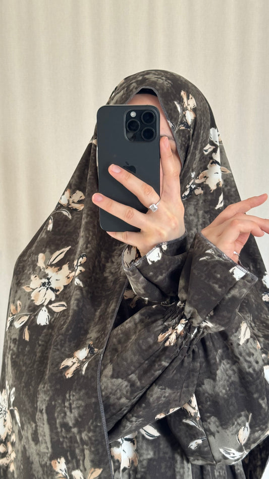 Grey Prayer Dress with Attached and Separate Hijab | Full Coverage Salah Dress for Namaz |
Salah Dress in 3 width Size | Lightweight Prayer Abaya