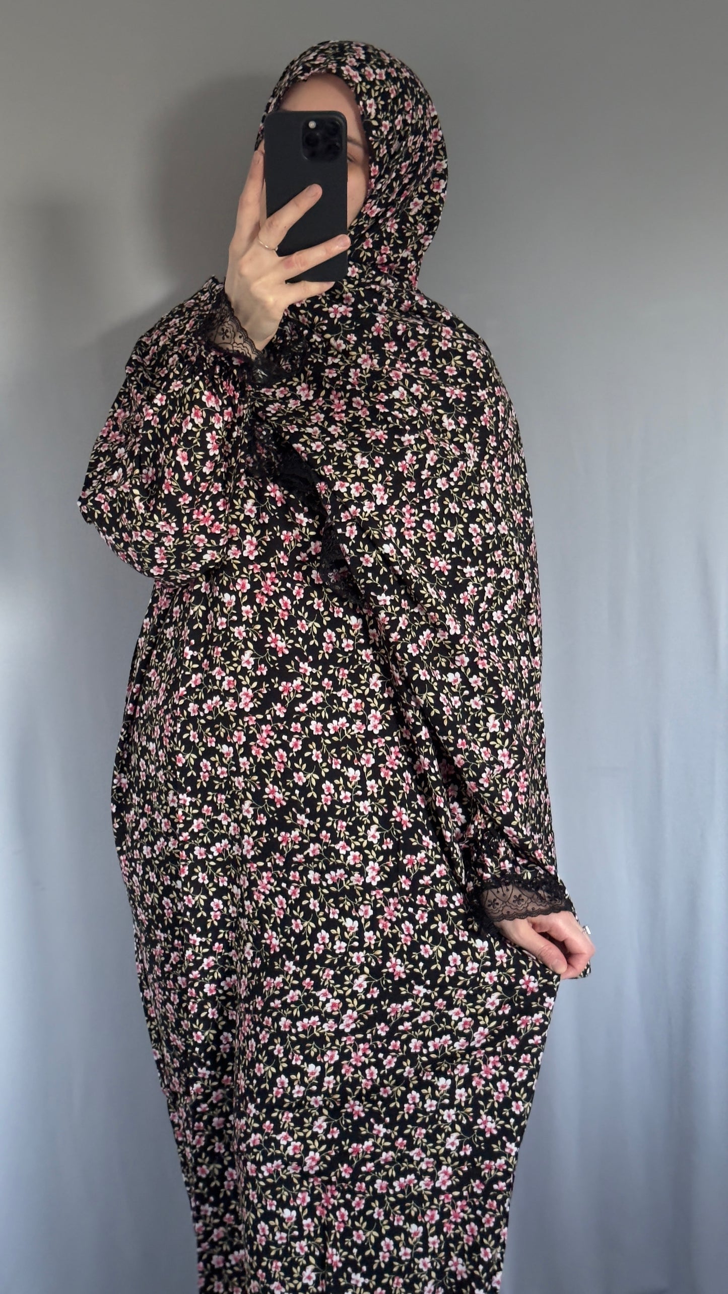 Elegant Floral Prayer Dress – Modest Islamic Wear for Women - Breathable Cotton Salah Dress - Modest Prayer Dress for Women - Ramadan Floral Abaya - Prayer Set