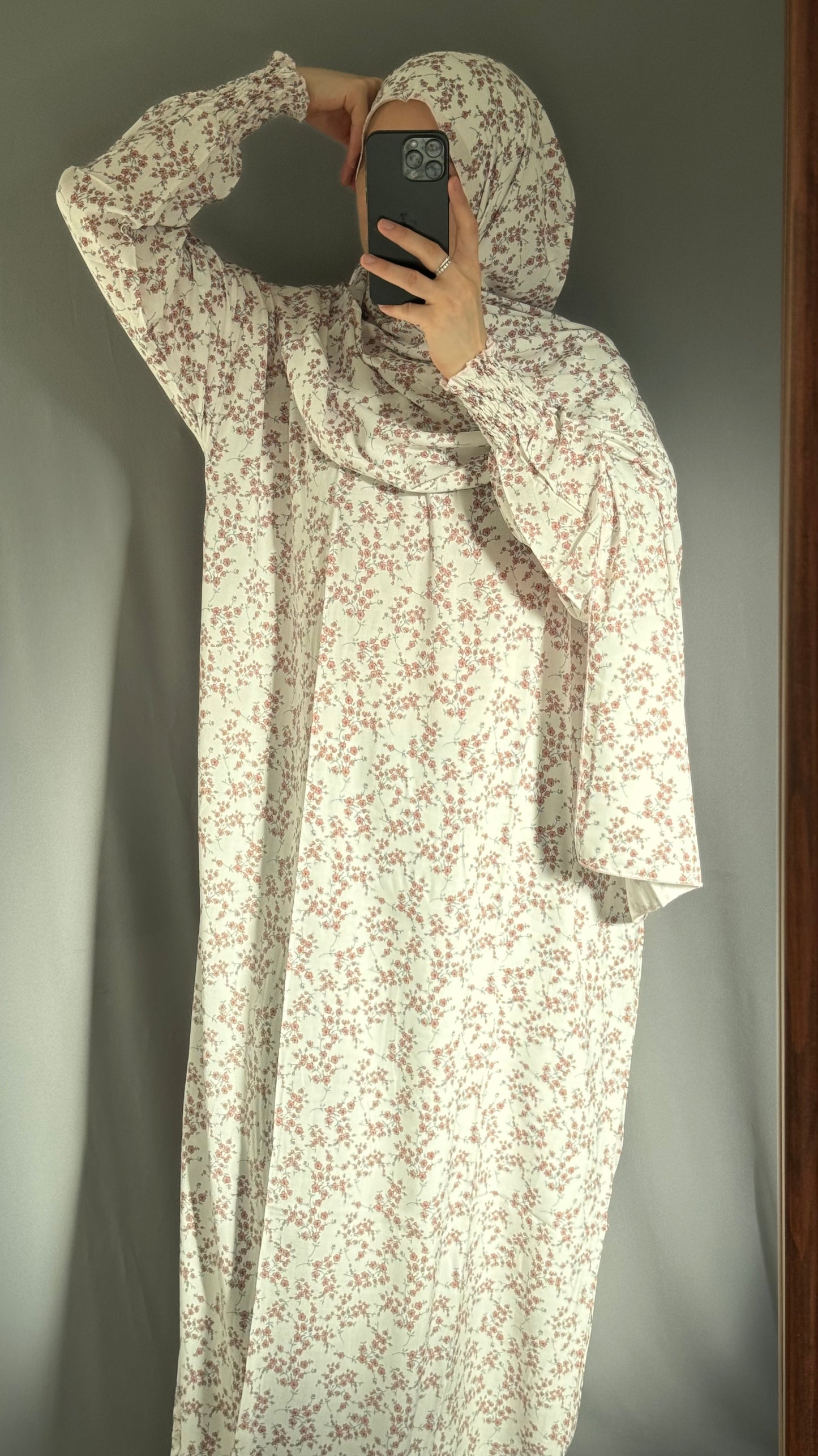 Elegant Floral White Prayer Dress, Prayer Outfit, Maxi Dress, Khimar, Islamic Dress, Prayer Abaya, Prayer set, Islamic gift, PrayerHijab, Umrah Abaya, Ramadan Abaya, One Size Prayer Dress