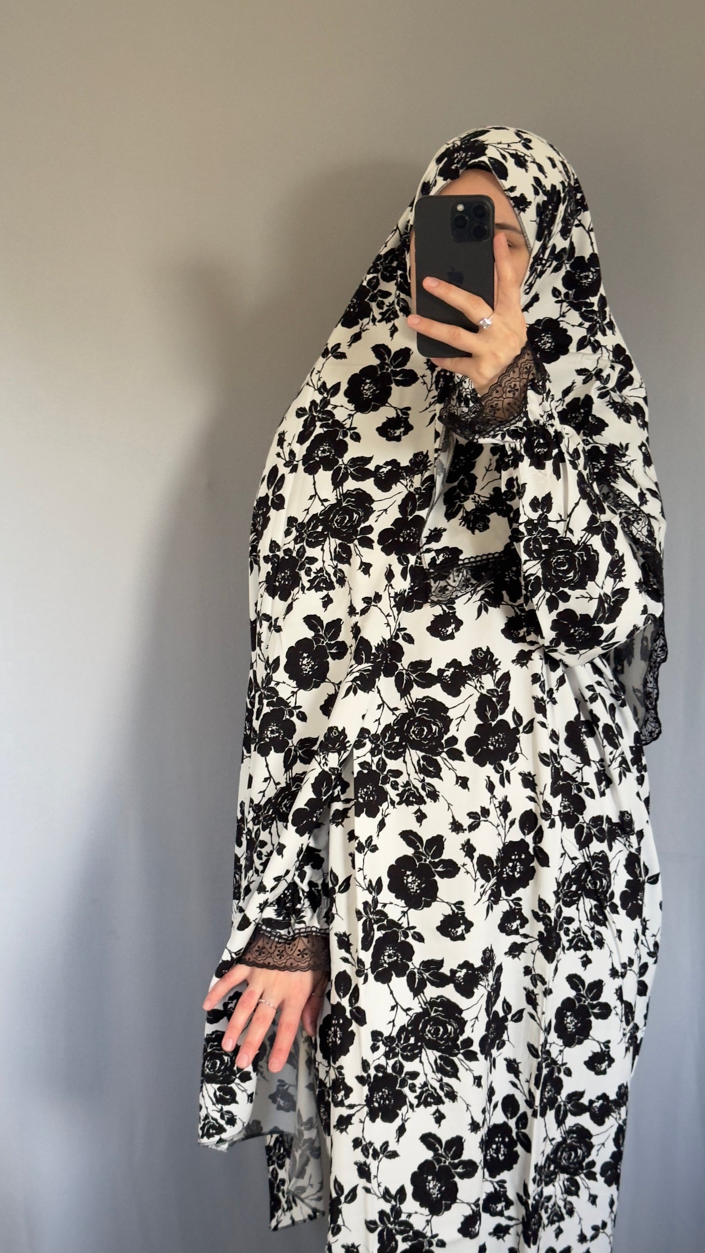 Luxury Black & White Prayer Dress, Prayer Jilbab, Prayer Abaya, Two Piece Prayer dress muslim, Salah dress, Prayer set, Prayer outfit, Prayer clothes woman, muslim Prayer dress, Islamic gift