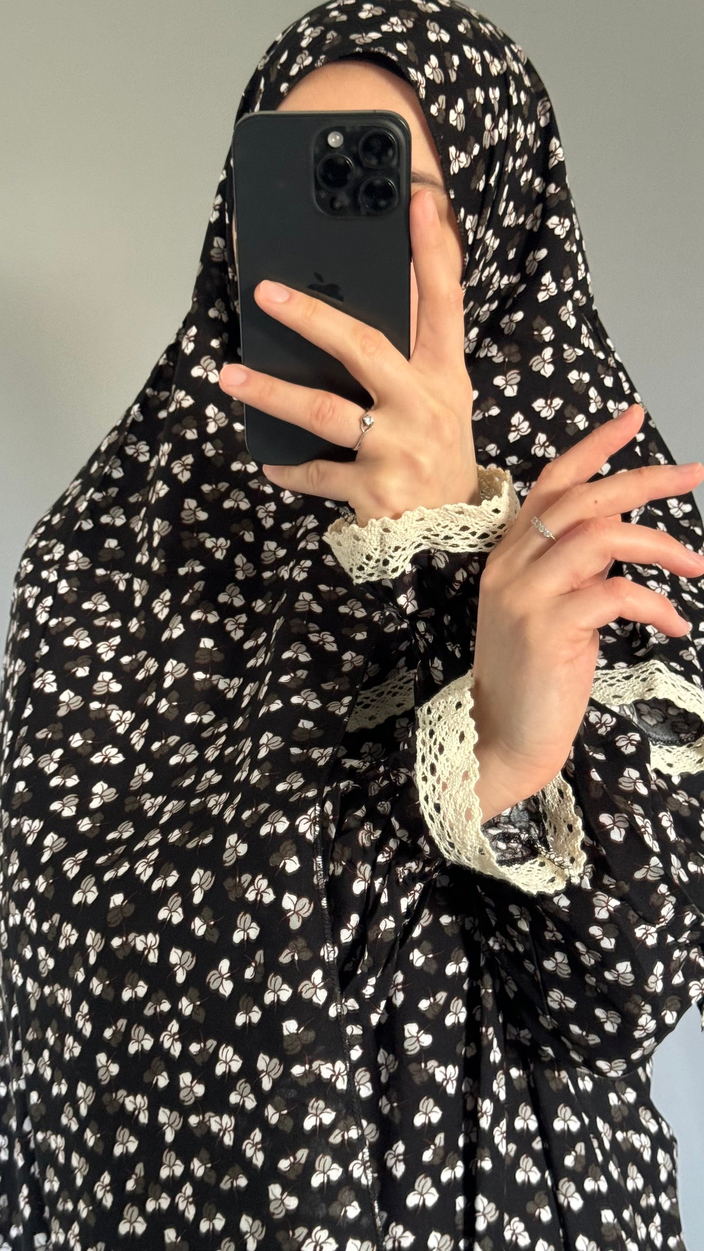 Floral Black Prayer Dress / Overhead Abaya / Prayer Abaya Set / Prayer Dress for Woman / Prayer Clothes Muslim / Prayer Gown / Prayer Outfit/ Salah Dress / Namaz Dress