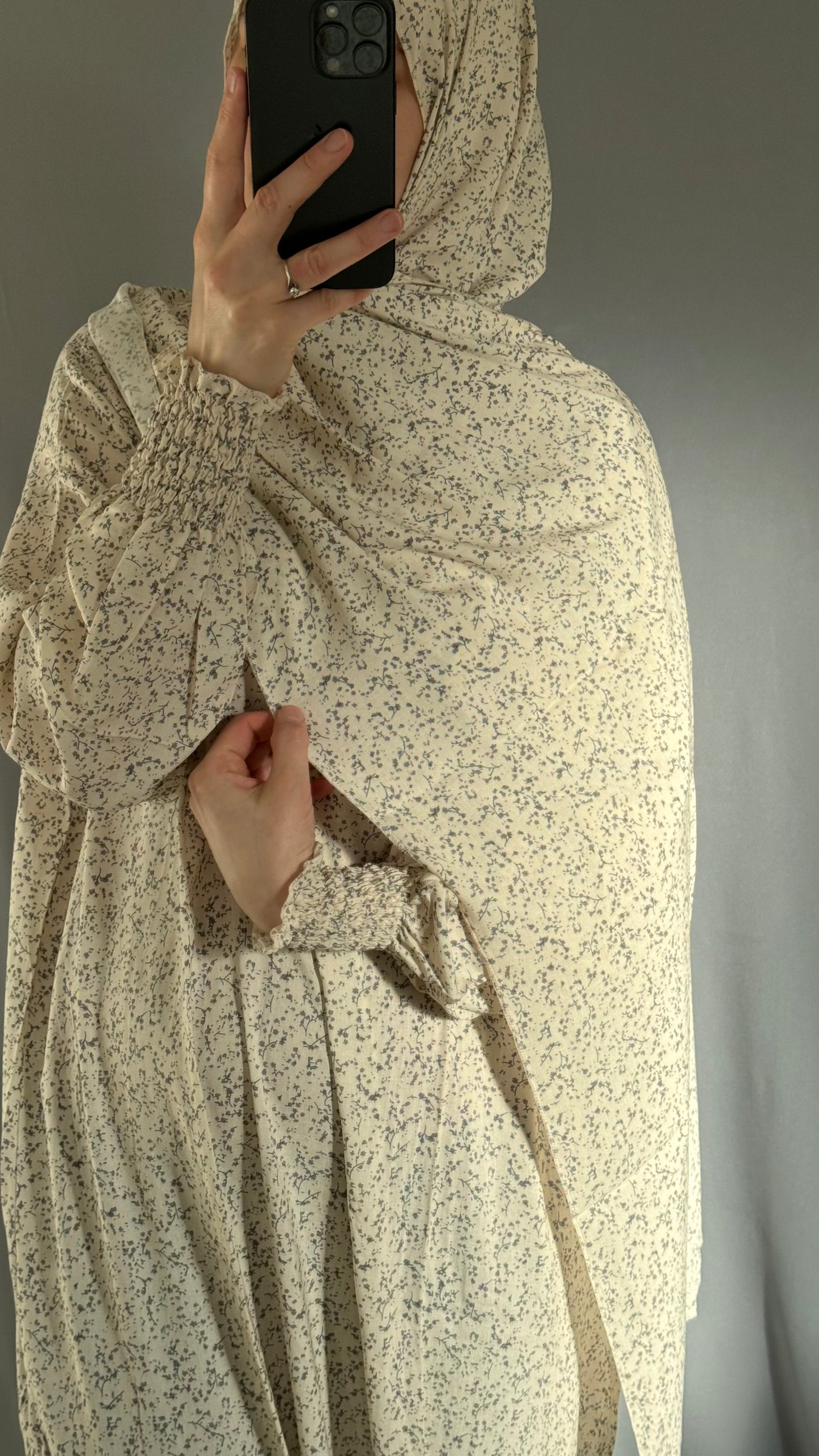 Elegant Beige Prayer Dress, Prayer Outfit, Maxi Dress, Khimar, Islamic Dress, Prayer Abaya, Prayer set, Islamic gift, PrayerHijab, Umrah Abaya, Ramadan Abaya, One Size Prayer Dress