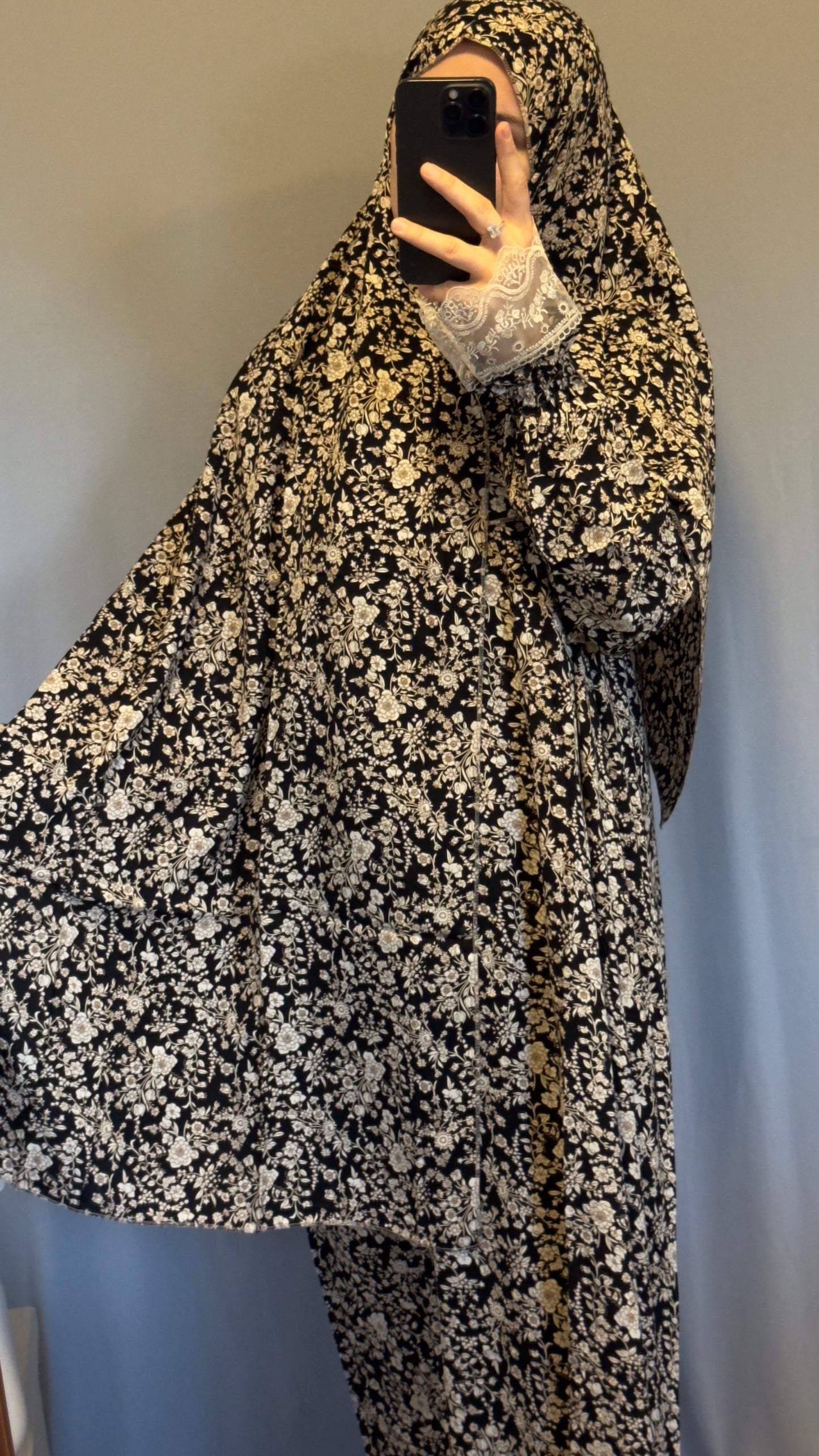 Black with Golden Cotton Prayer Dress, Prayer clothes for women, Islamic Prayer dress, Prayer Outfit, Prayer Set, Prayer Hijab, Salah dress, Islamic Gift, Muslim clothing, Ramadan Dress