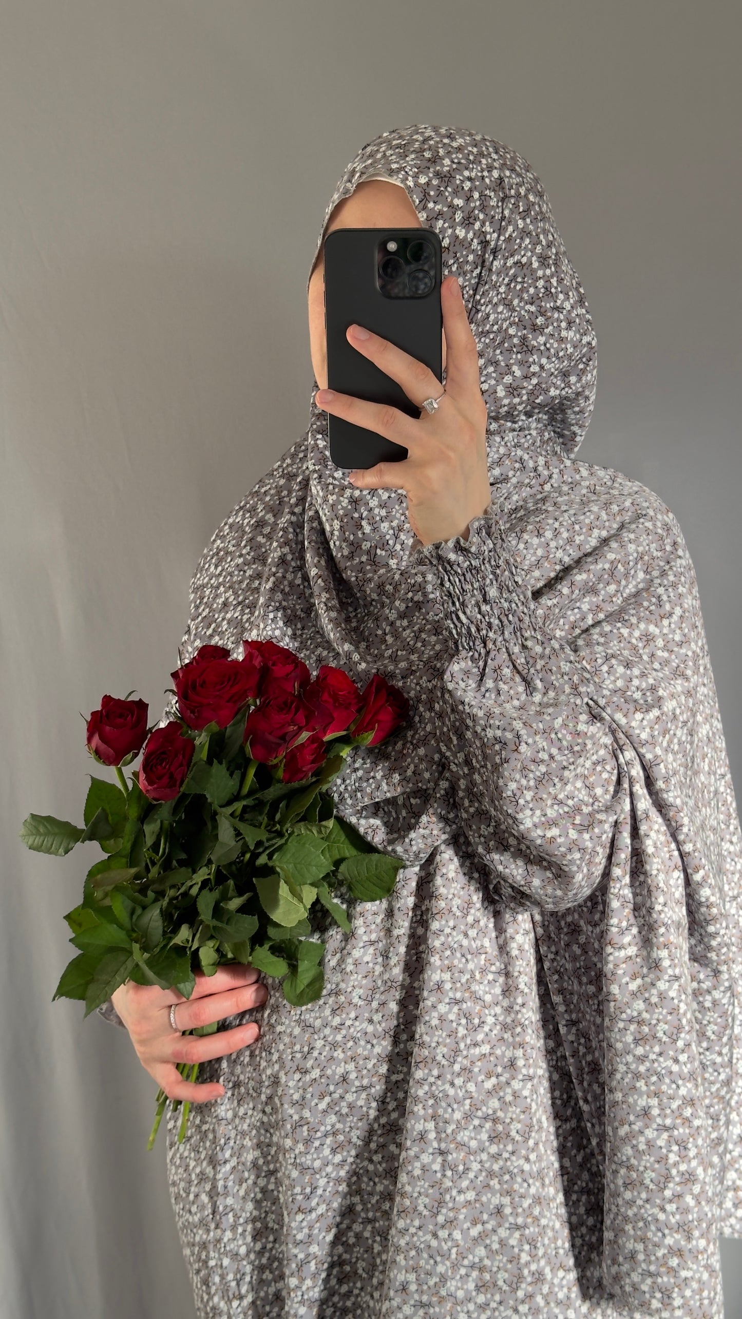 Floral Grey Cotton Muslim Prayer Dress Set – Modest Ramadan Outfit with Hijab, Abaya & Salah Dress for Women | Islamic Gift Idea