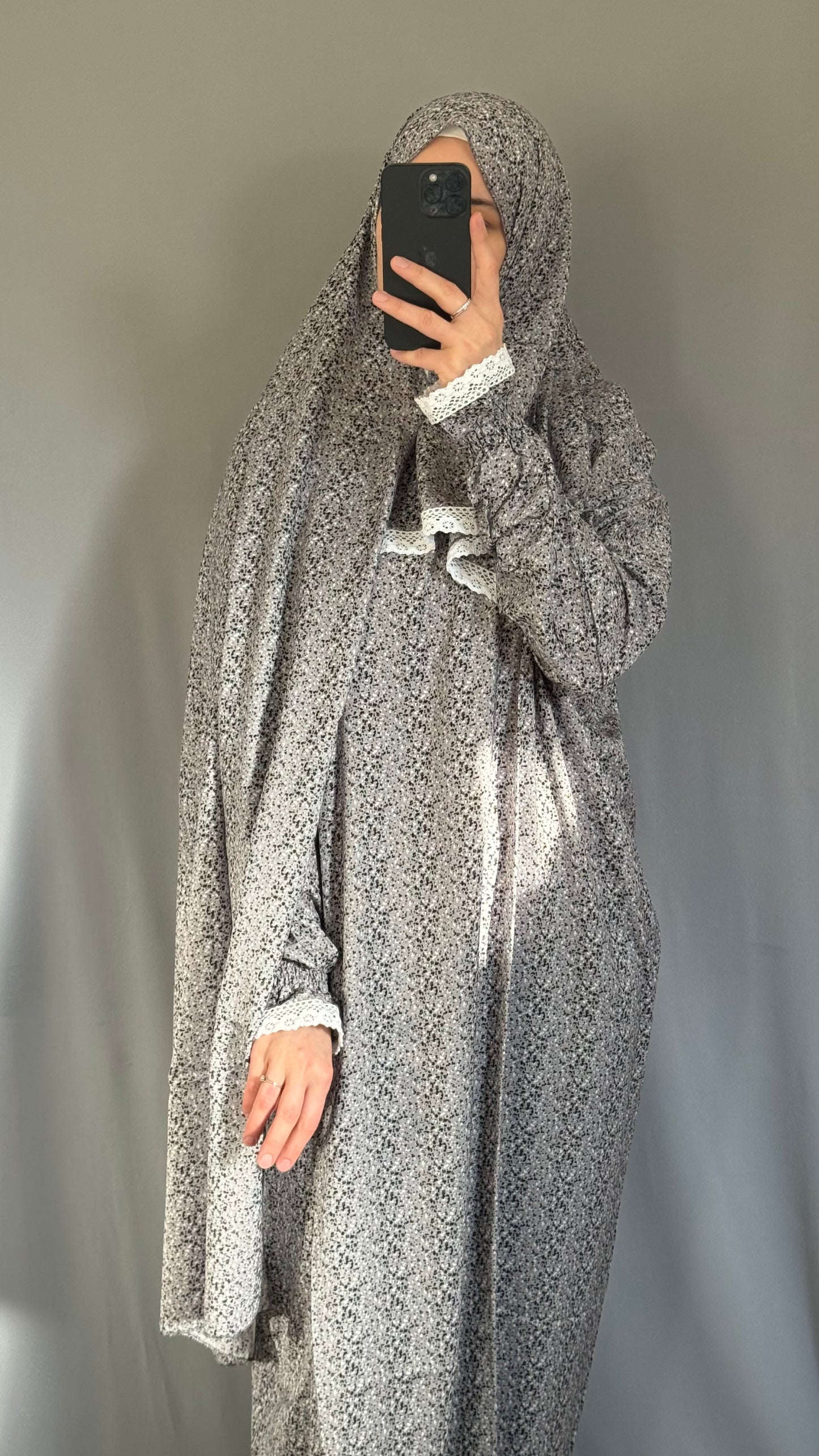 Grey Cotton prayer dress / Modest prayer outfit / Travel-friendly prayer dress / One-size prayer garmen / Hijab-friendly dress for prayer / Prayer Dress with attached Hijab / Prayer Set