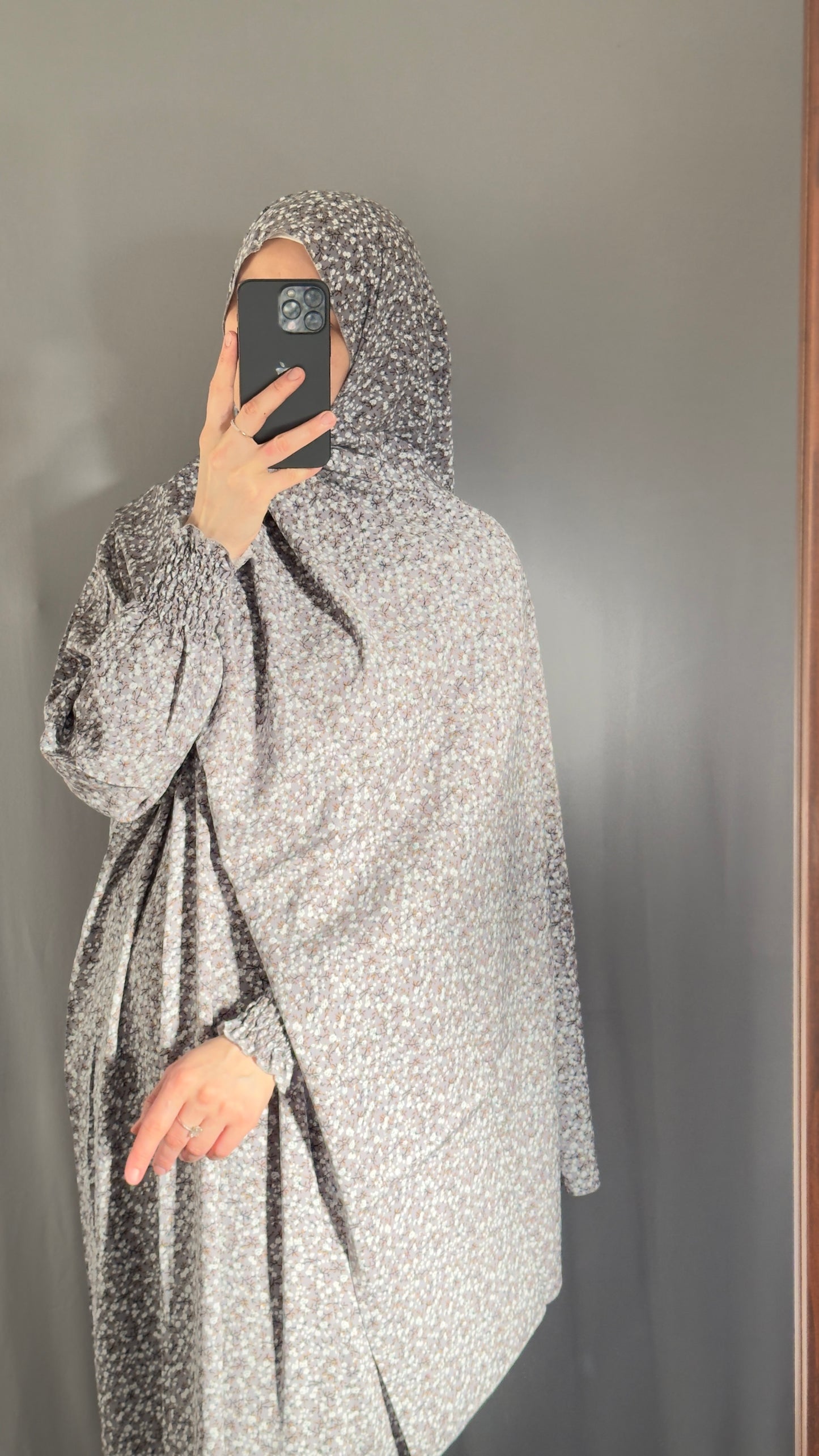 Floral Grey Cotton Muslim Prayer Dress Set – Modest Ramadan Outfit with Hijab, Abaya & Salah Dress for Women | Islamic Gift Idea