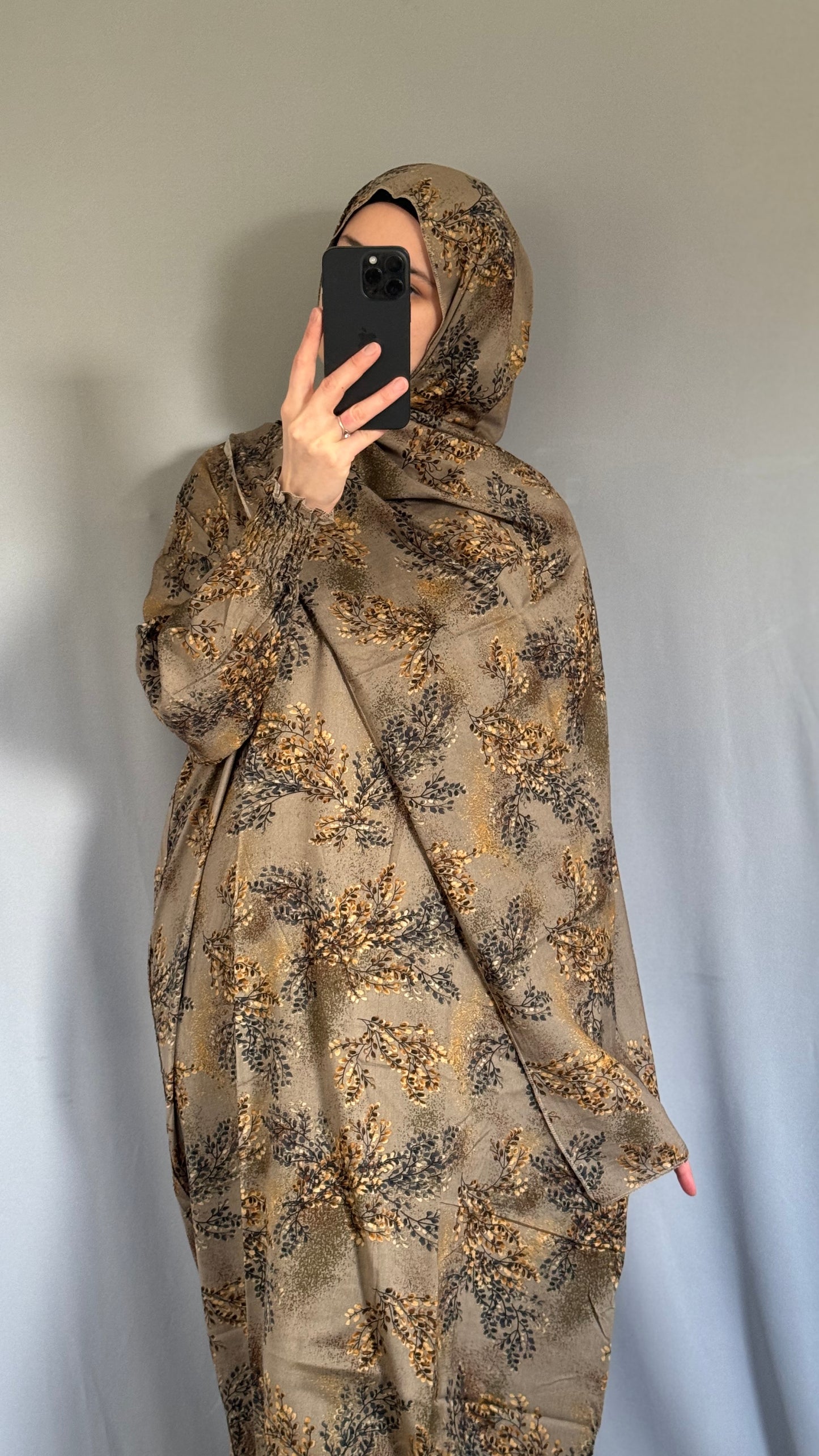 Elegant Golden Prayer Dress, Prayer Outfit, Maxi Dress, Khimar, Islamic Dress, Prayer Abaya, Prayer set, Islamic gift, PrayerHijab, Umrah Abaya, Ramadan Abaya, One Size Prayer Dress