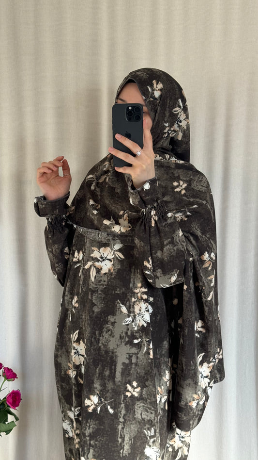 Grey Prayer Dress with Attached and Separate Hijab | Full Coverage Salah Dress for Namaz |
Salah Dress in 3 width Size | Lightweight Prayer Abaya