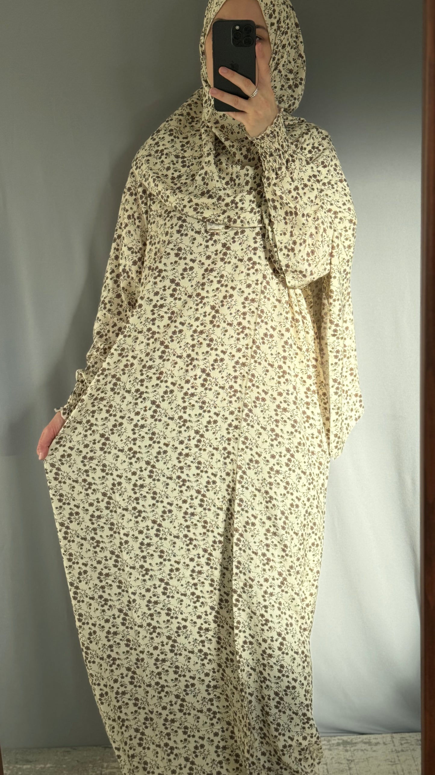 Elegant Beige Prayer Dress, Prayer Outfit, Maxi Dress, Khimar, Islamic Dress, Prayer Abaya, Prayer set, Islamic gift, PrayerHijab, Umrah Abaya, Ramadan Abaya, One Size Prayer Dress