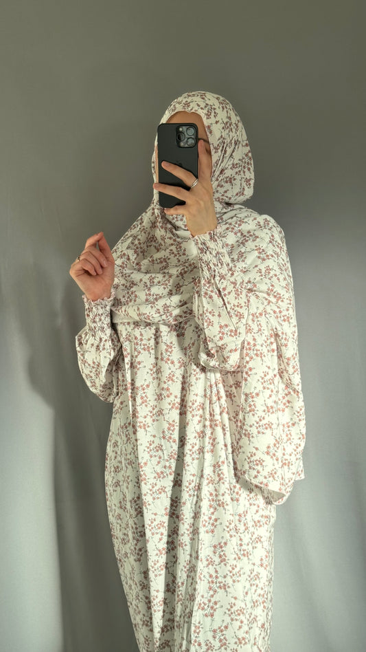 Elegant Floral White Prayer Dress, Prayer Outfit, Maxi Dress, Khimar, Islamic Dress, Prayer Abaya, Prayer set, Islamic gift, PrayerHijab, Umrah Abaya, Ramadan Abaya, One Size Prayer Dress