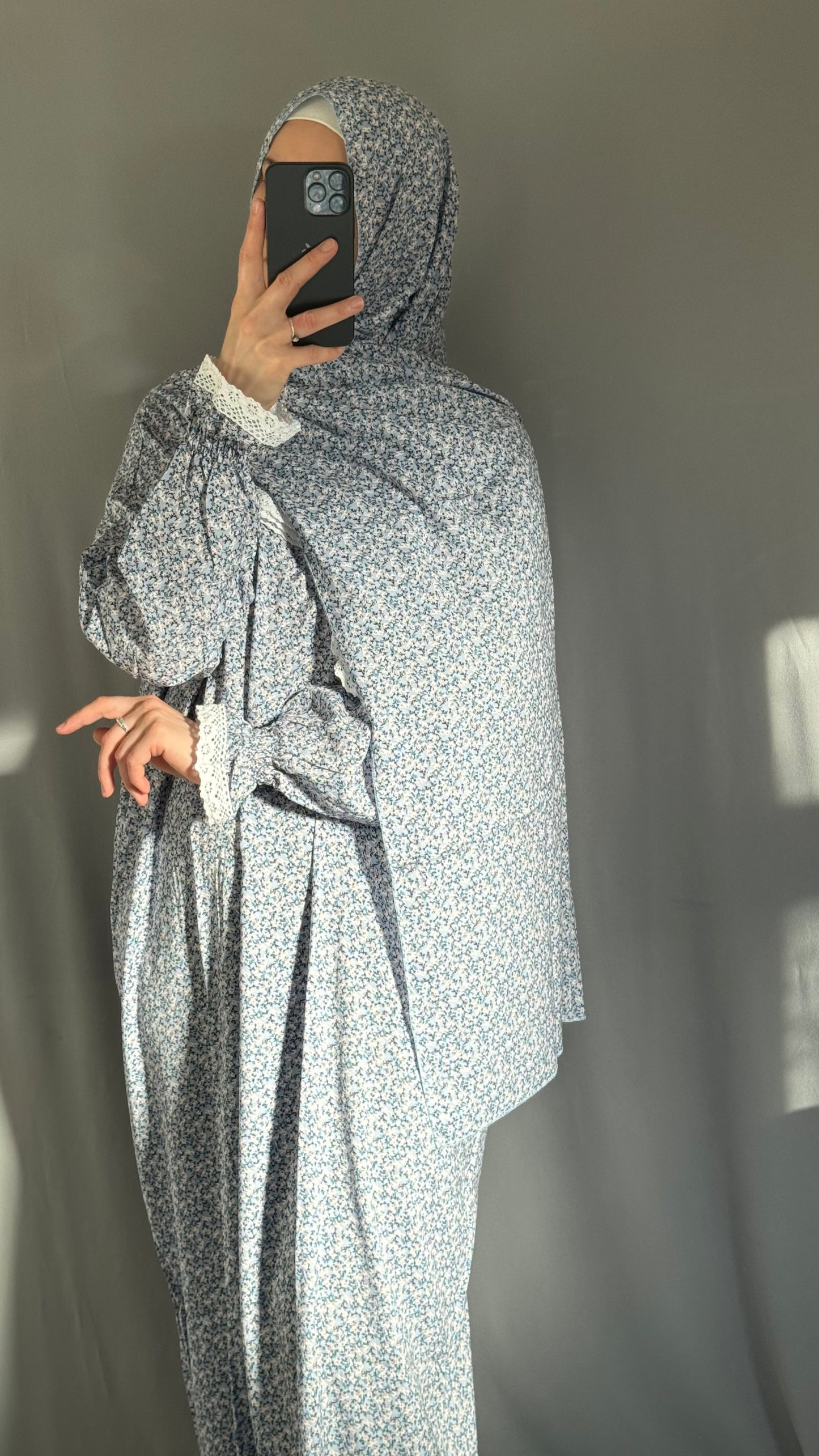 Blue Prayer Dress / Prayer Abaya / muslim one piece prayer garment / Modest prayer outfit / Travel-friendly prayer dress / One-size prayer garmen / Hijab-friendly dress for prayer / Prayer Dress with attached Hijab / Salah clothes